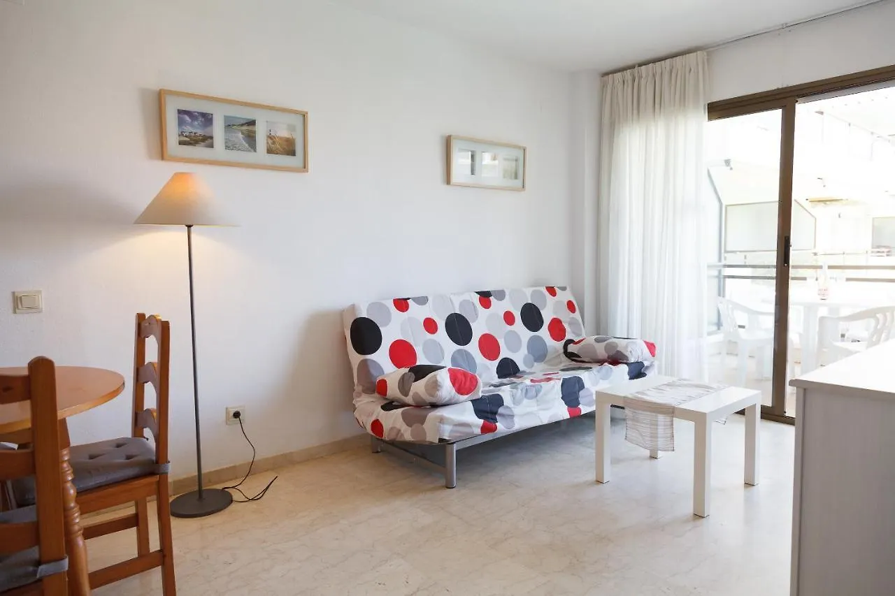 Uhc Aquamarina Apartments La Pineda
