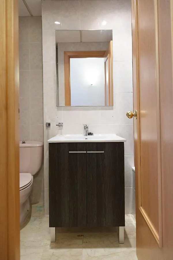 Uhc Aquamarina Apartments La Pineda